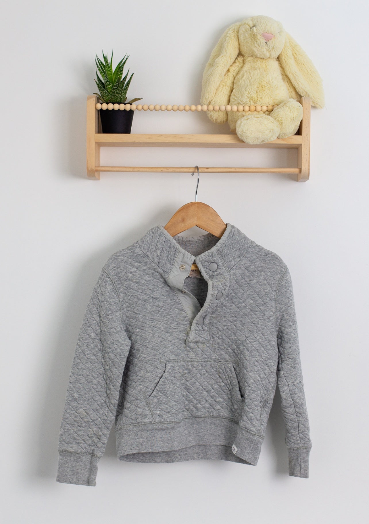 GAP 5 Gray Quilted Sweater PLAY