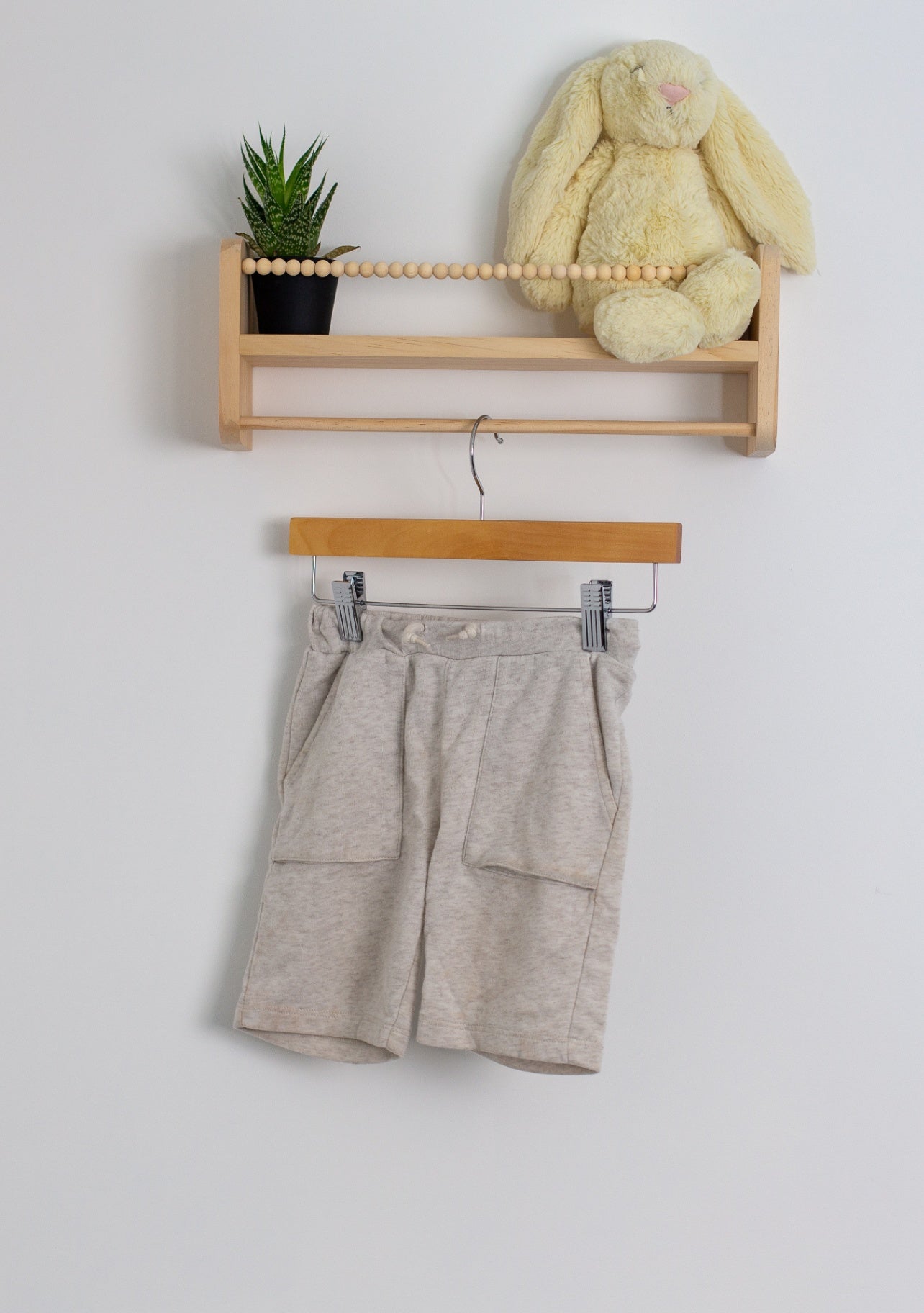 Old Navy 5 Grey Shorts