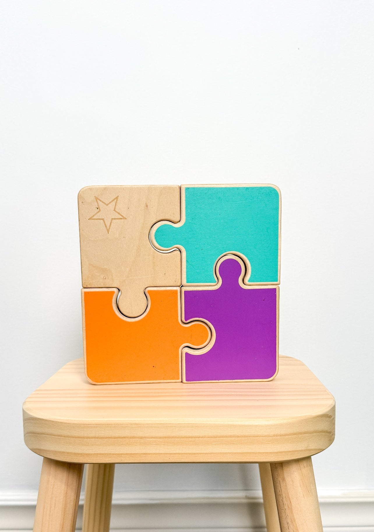 Lovevery Chunky Wooden Jigsaw Puzzle (From the Companion Play Kit 22-24M)