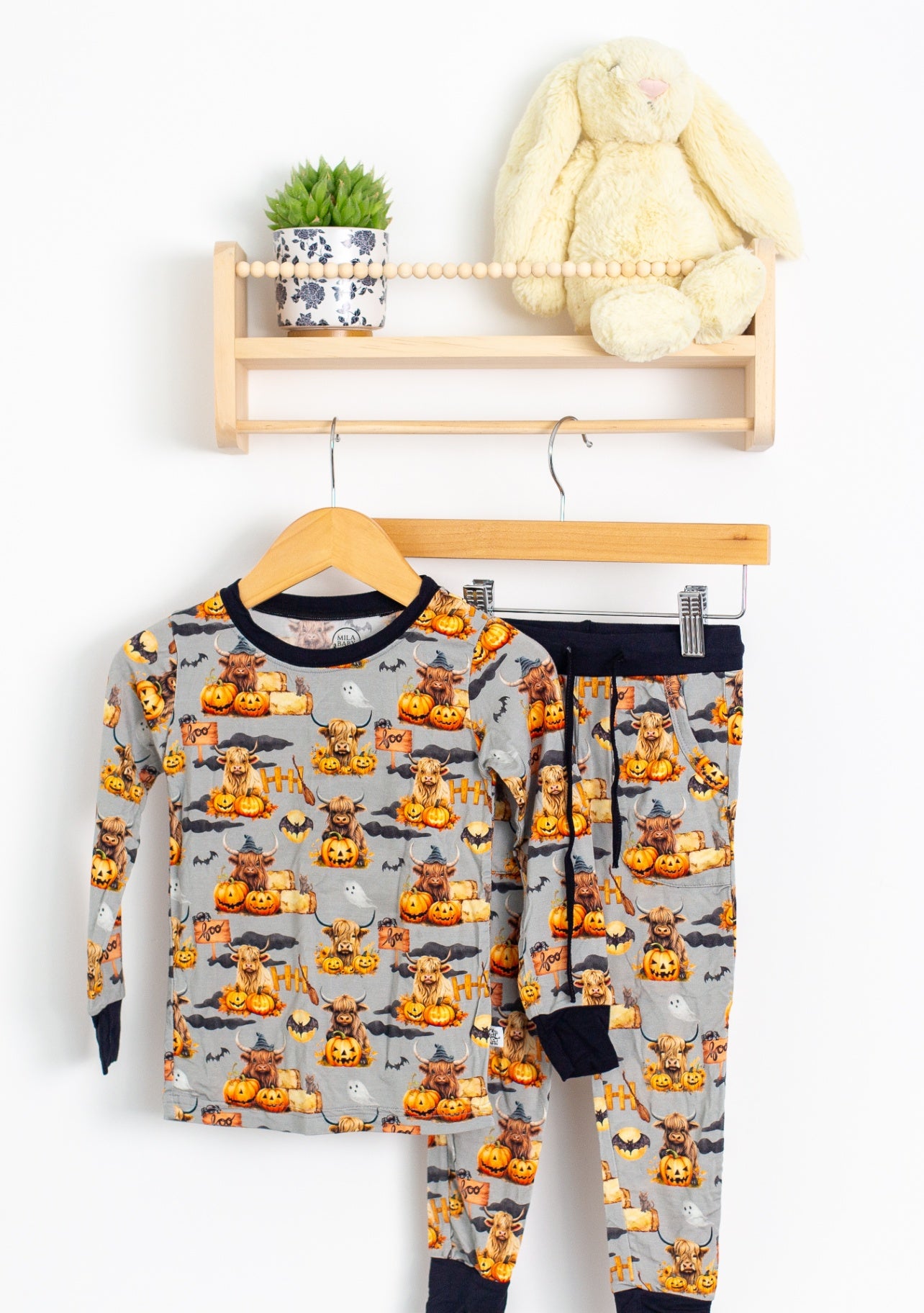 Mila Baby 2T Highland Halloween Jogger Set