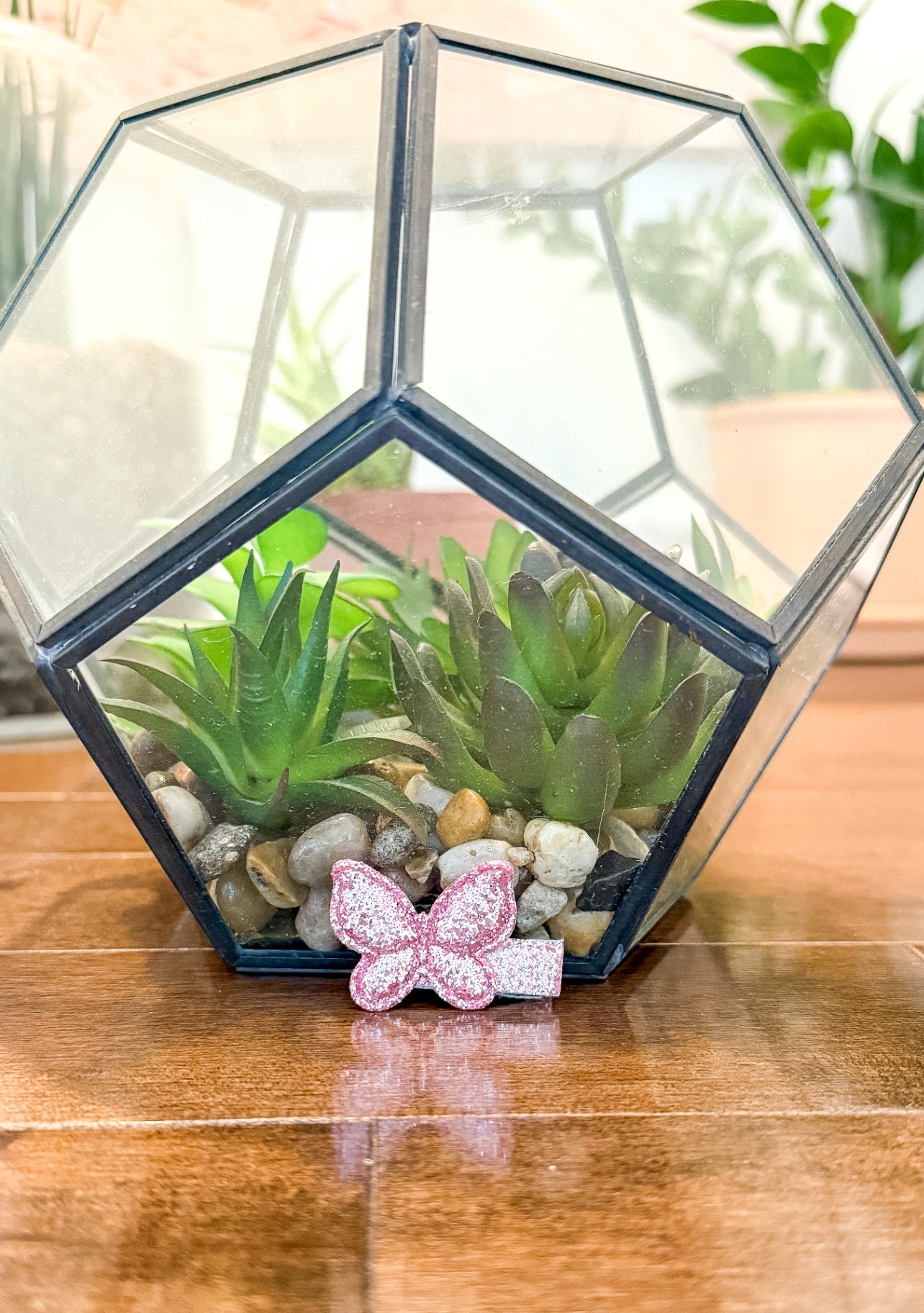 Small Shop Pink and White Bow