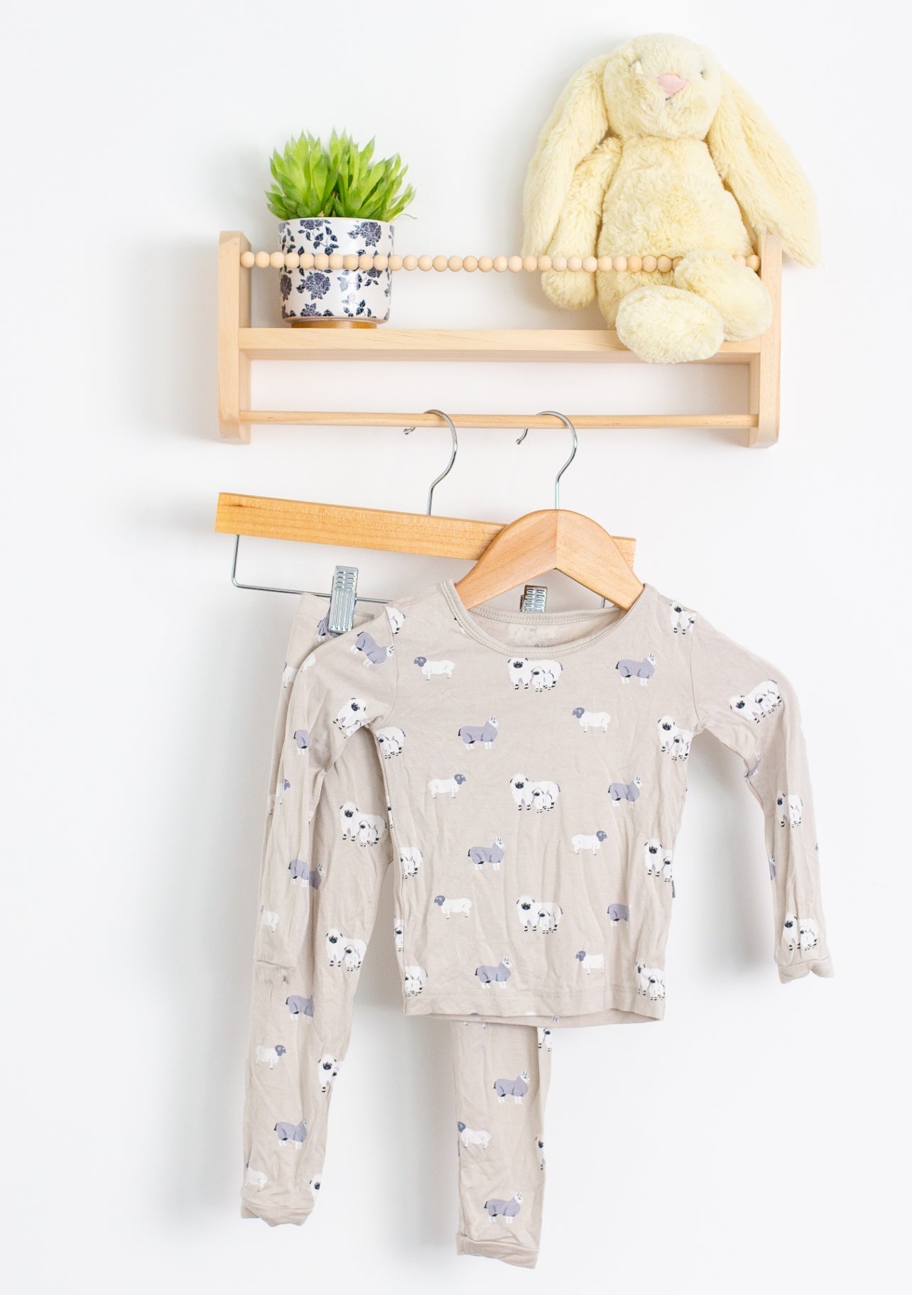 Kyte Baby 18-24M Two Piece Pajamas in Lamb - Whimsy