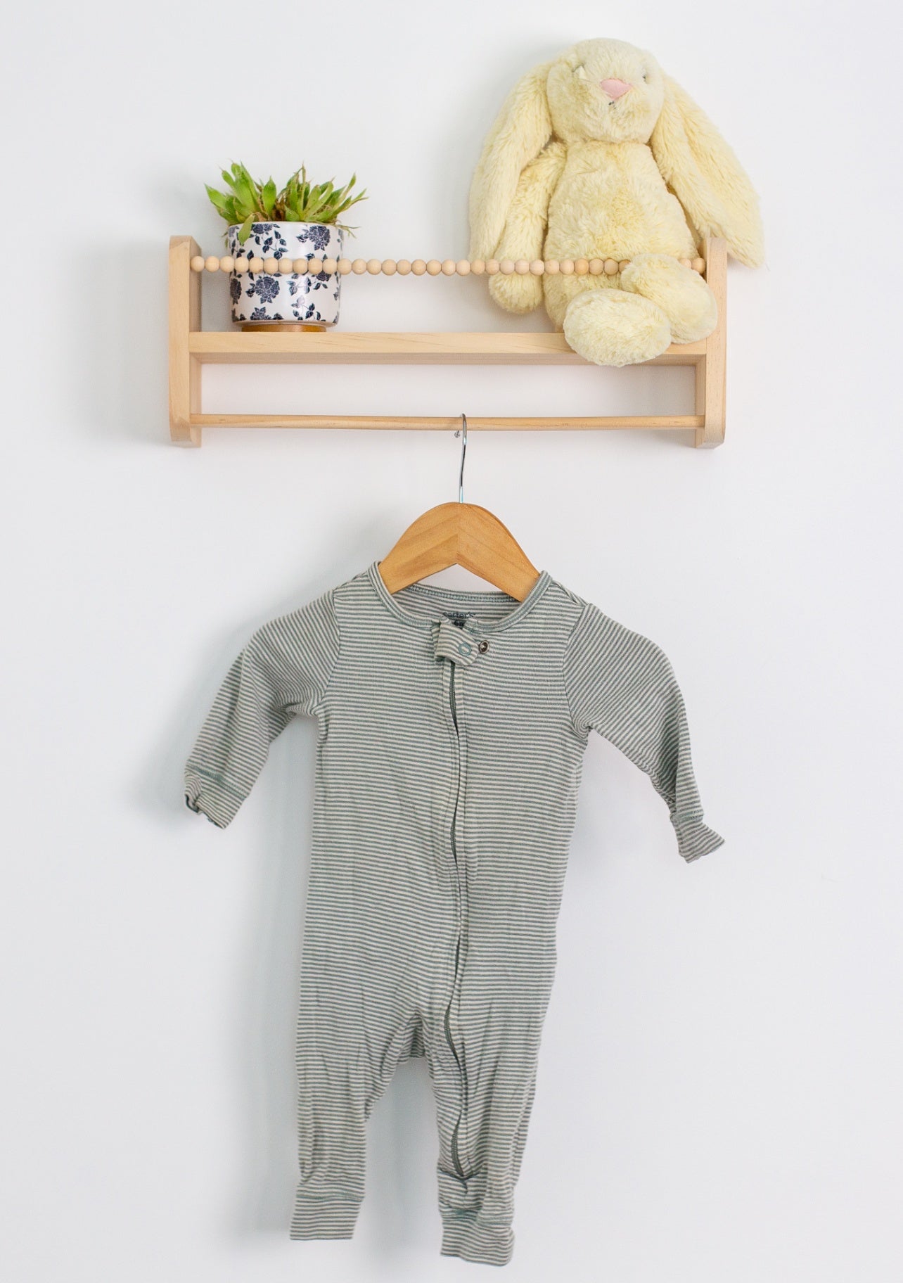 Carters 6M Gray and white Sleeper - Whimsy