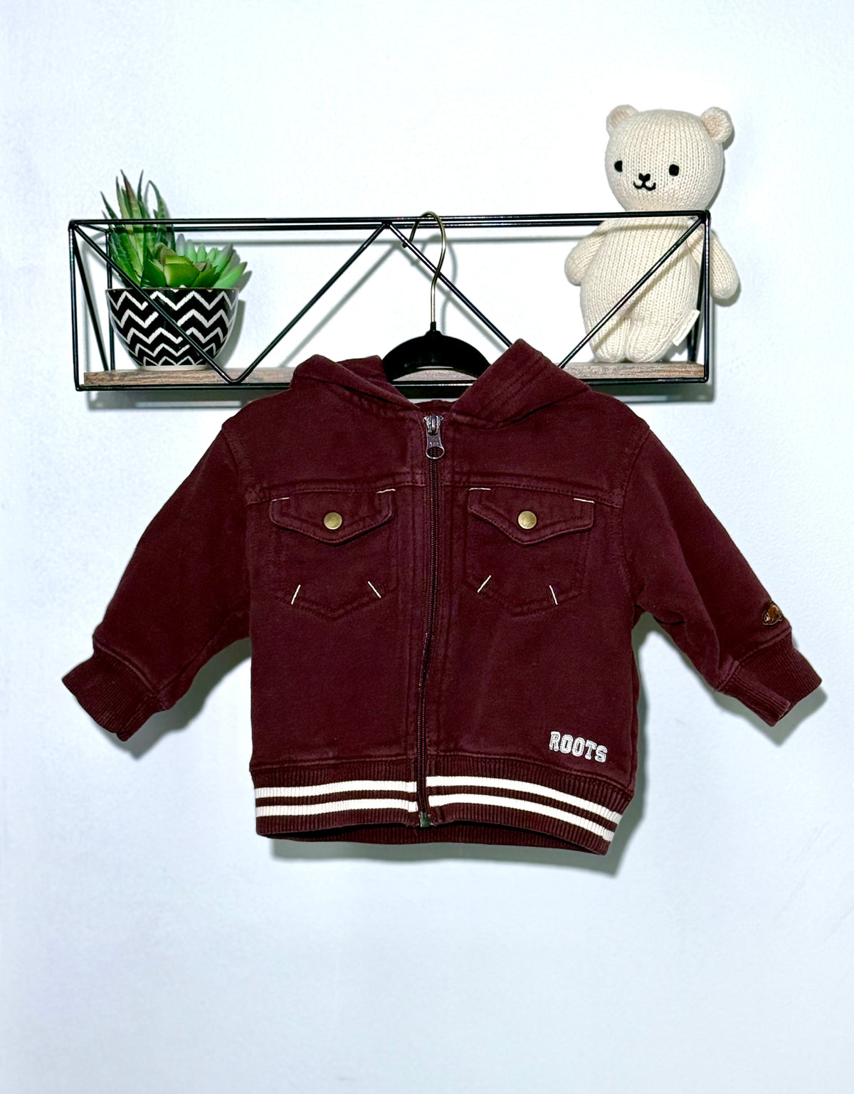 Roots Zip Up Sweater Size Small 6-12 months