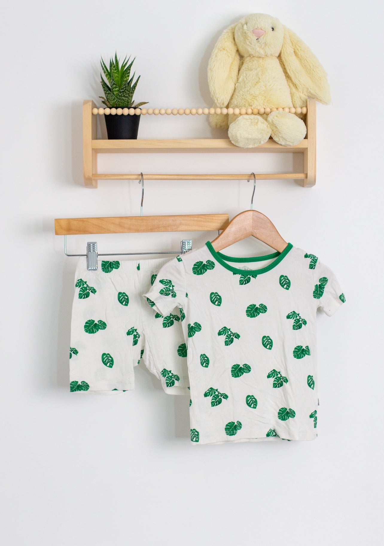 Kyte Baby Sleepwear 3T White with Green Pattern