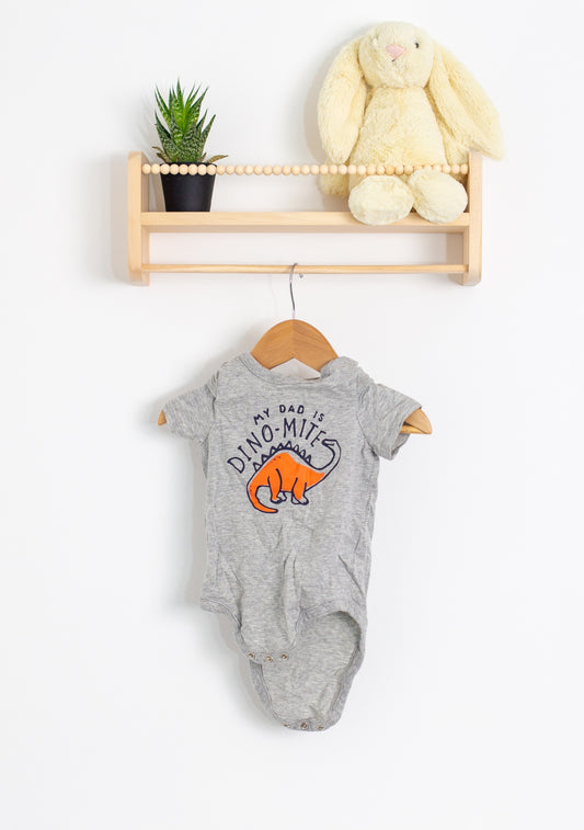 GAP Baby 6-12M Gray Onesie