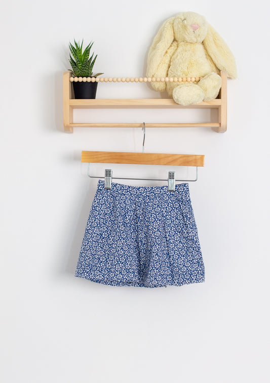 GAP 2T Blue and white Floral Skirt