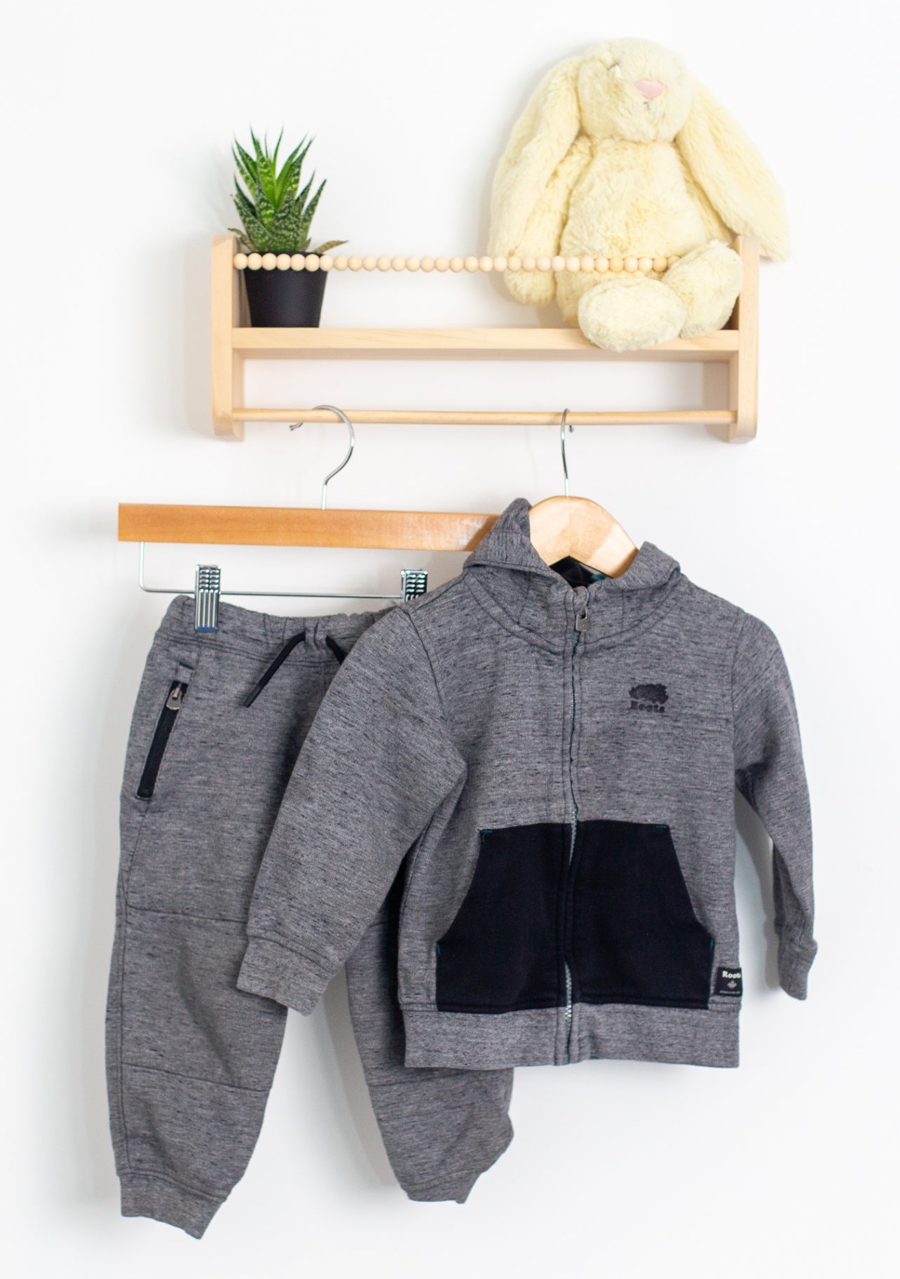 Roots 2T Tracksuit