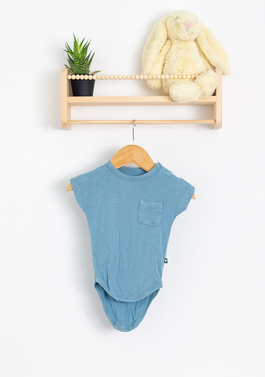 Kyte Baby 3-6M Crew Neck Tee Bodysuit in Dusty Blue
