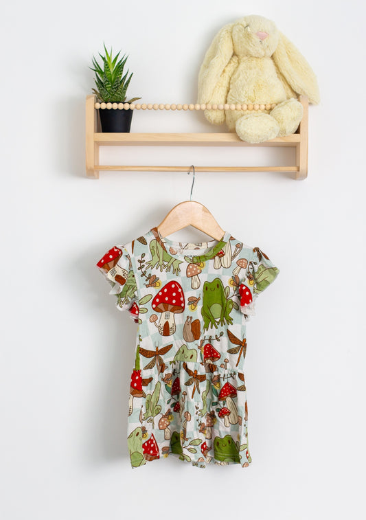 BUSYY Bee 2T Dress Frog and Toadstool