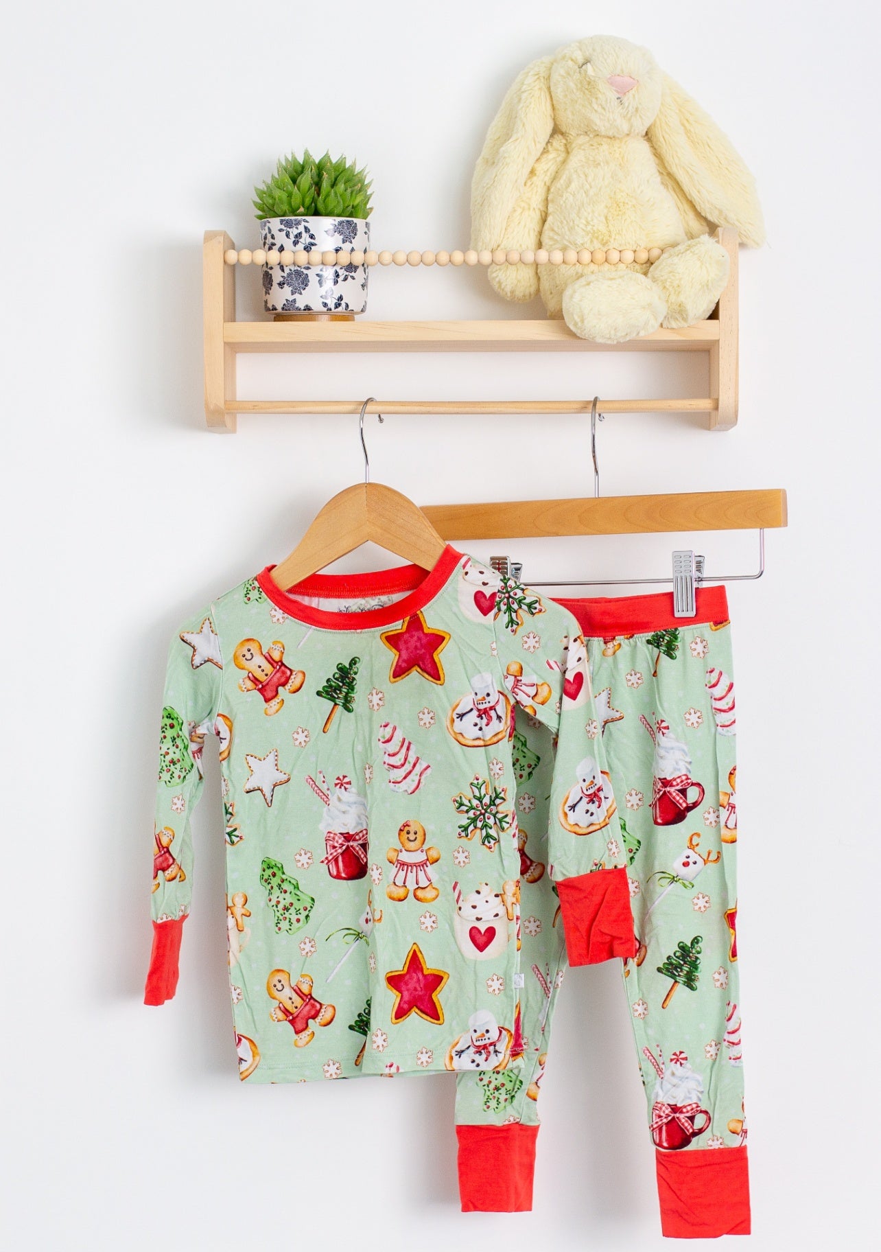 Glimmers 2T Green and Red Holiday Treats Pajamas