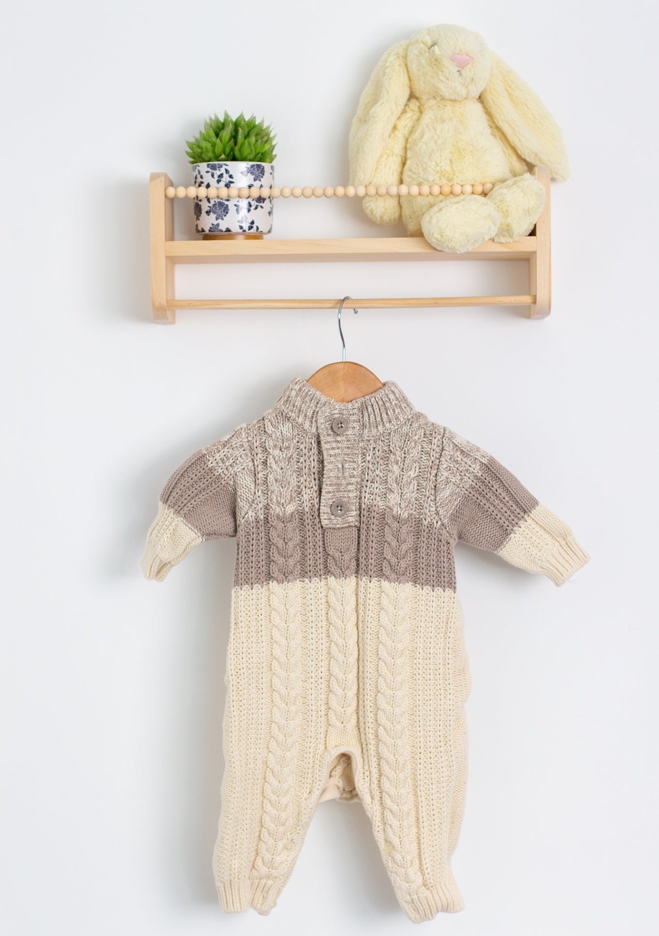 babyGap 3-6M Beige and off-white Chunky Knit Onesie