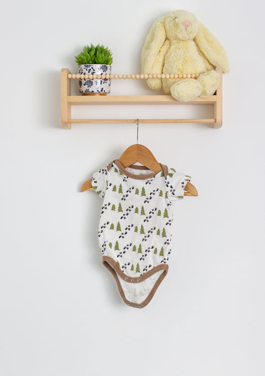 Loveable Friends 3-6M White with green and black patterns Onesie