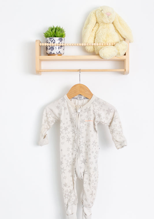 Bonds Wondersuit 3-6M Off-white with gray stars (Play for faded stains)