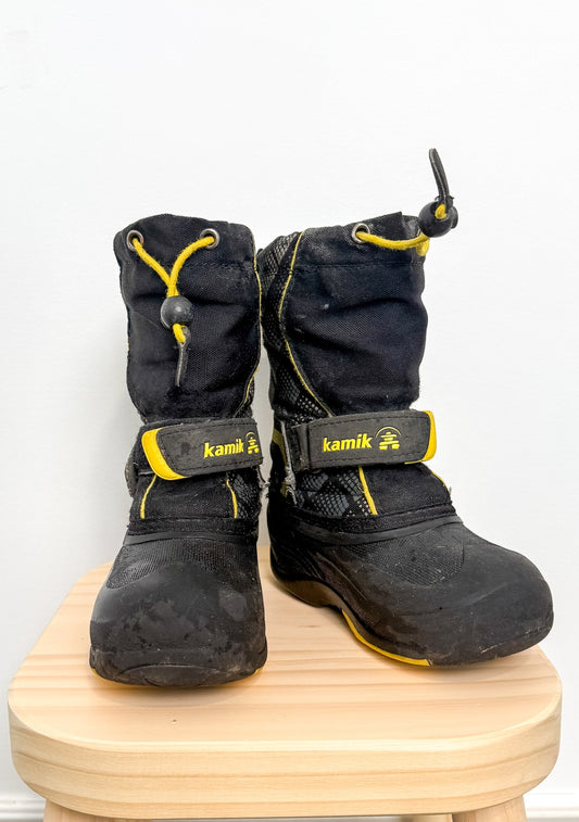 Kamik 10 Black with yellow accents
