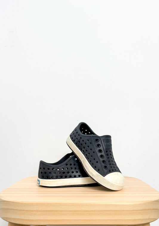 Native 5 Navy Jefferson Shoes