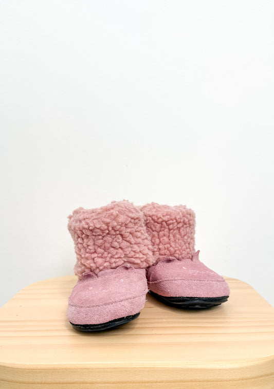 Jack and Lilly 6-12M Pink Boots with sole