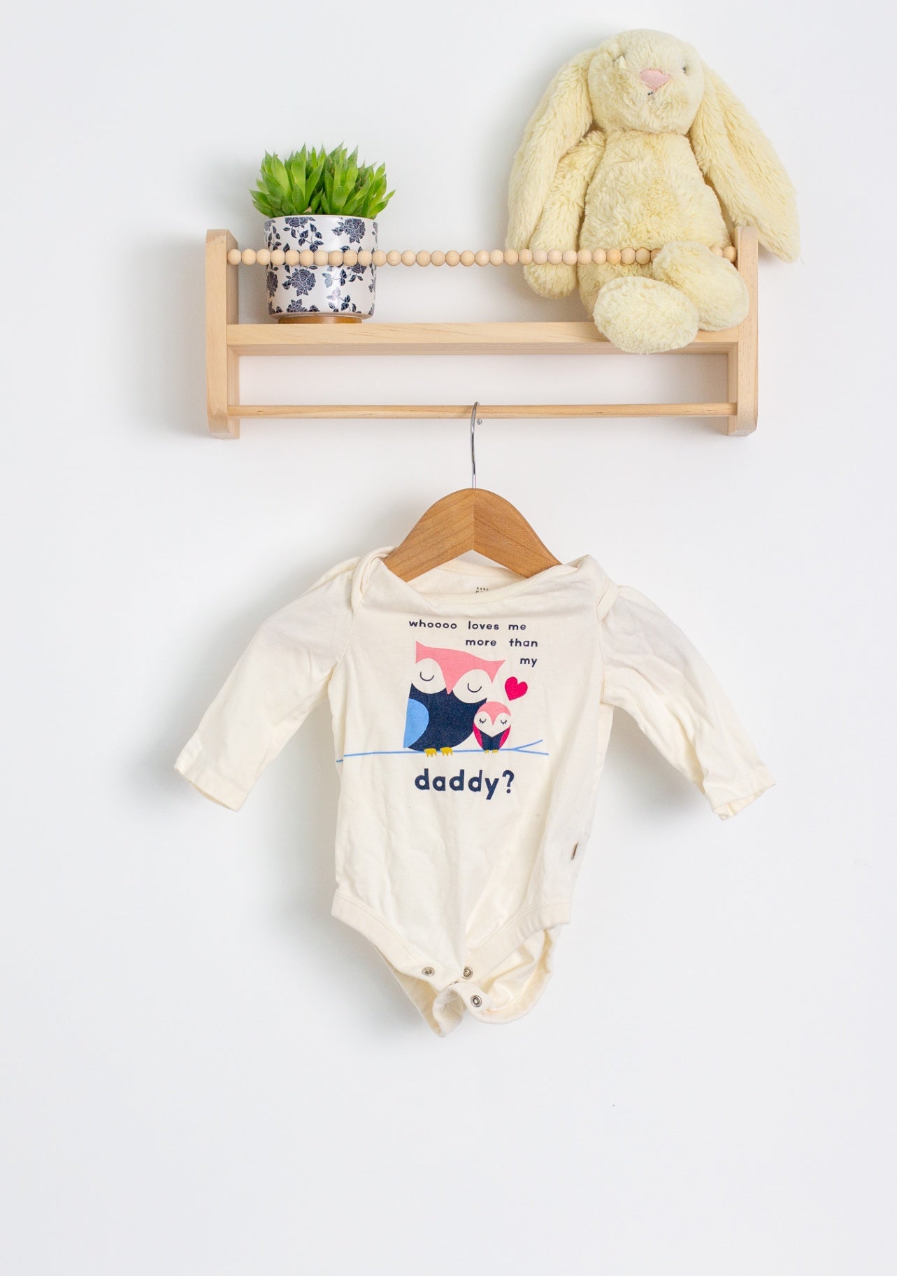 GAP 3-6M Cream/Beige Onesie