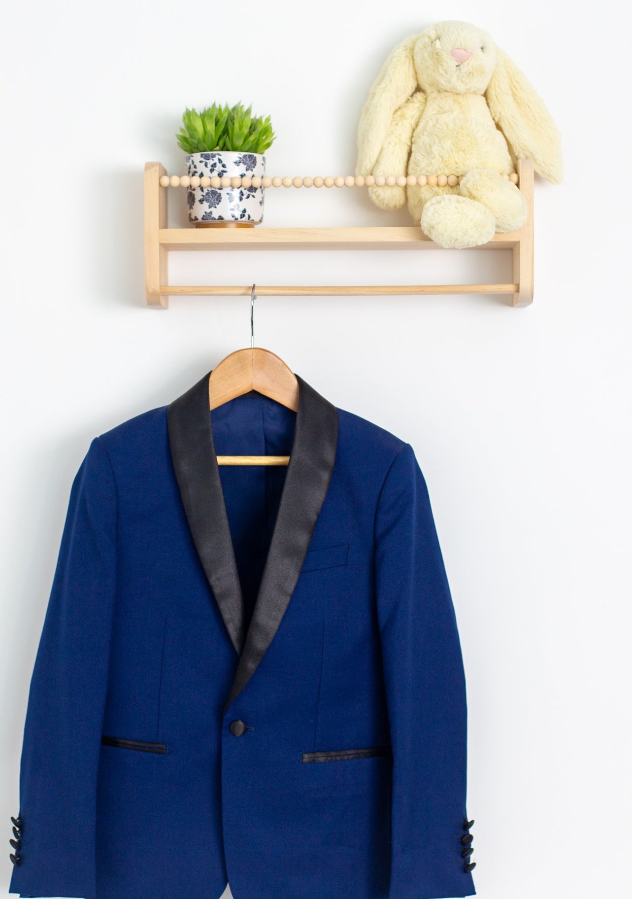 Fouger 8 Navy Blue Blazer with vest, tie and Shirt