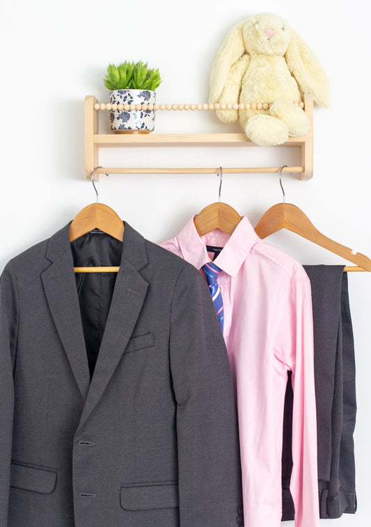 Van Heusen 10 Grey 2 Piece Suit, with Shirt and Tie
