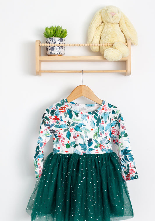 Unknown S Thule Skirt with Green Leaves and Berries