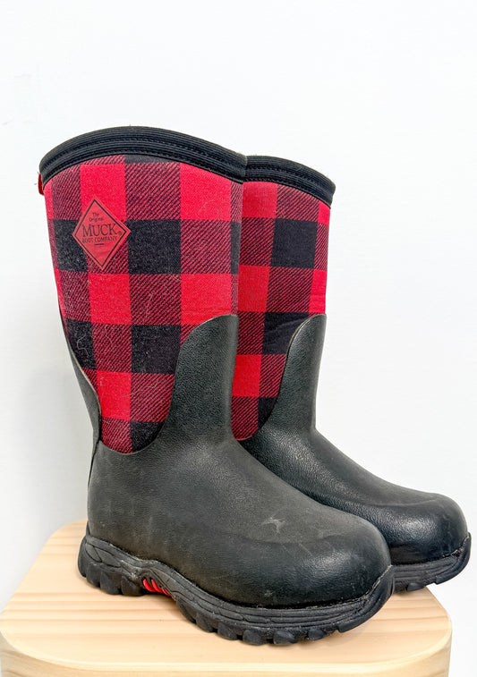Muck Boot Company Black and red Size 1