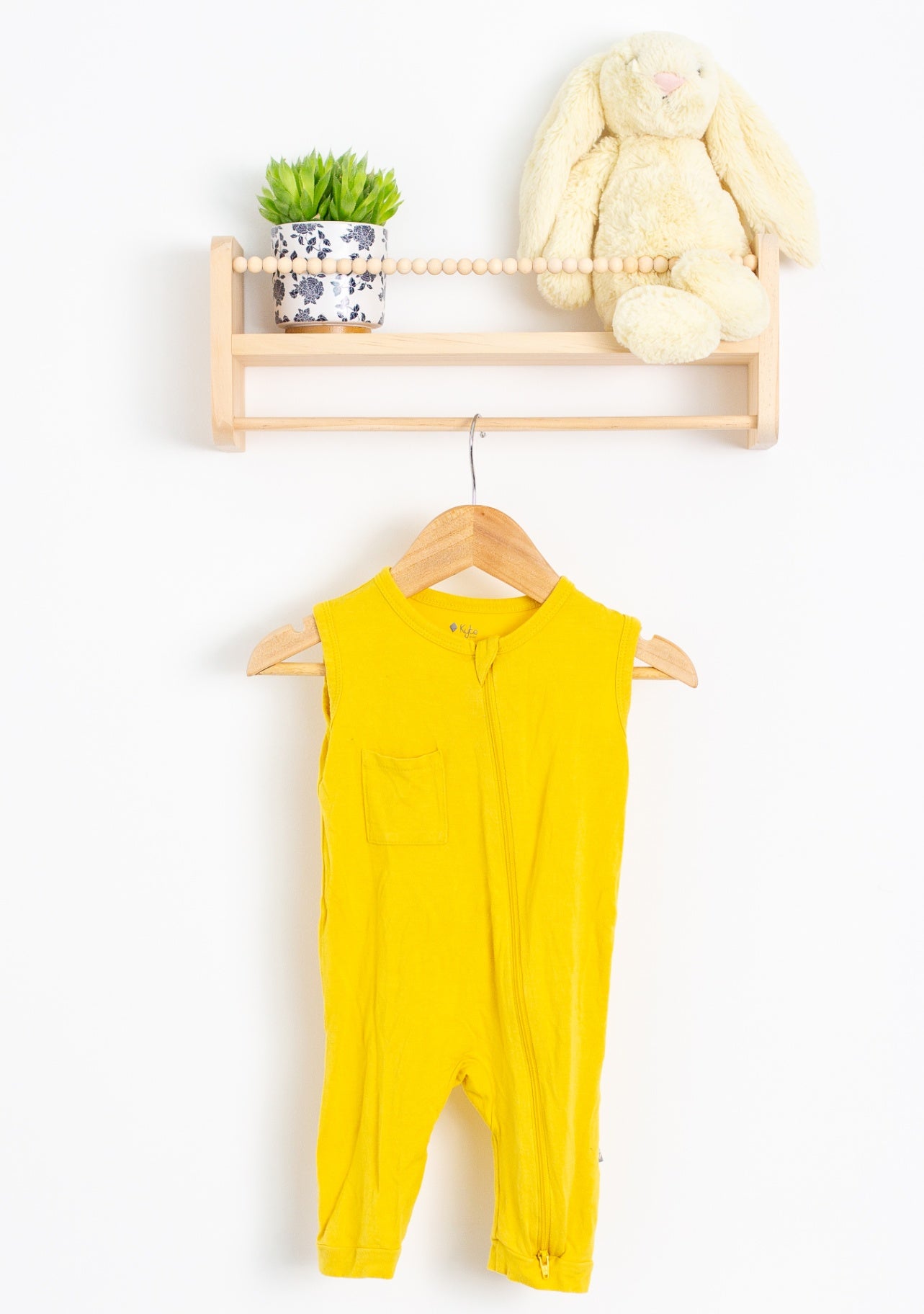 Kyte Baby 6-12M Pineapple Sleeveless Zip Romper