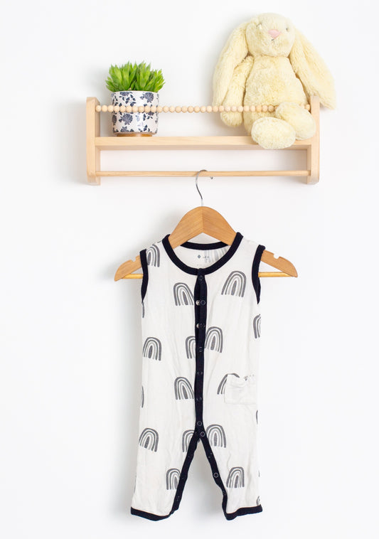 Kyte Baby 6-12M Black and White Rainbow Sleeveless Romper Play