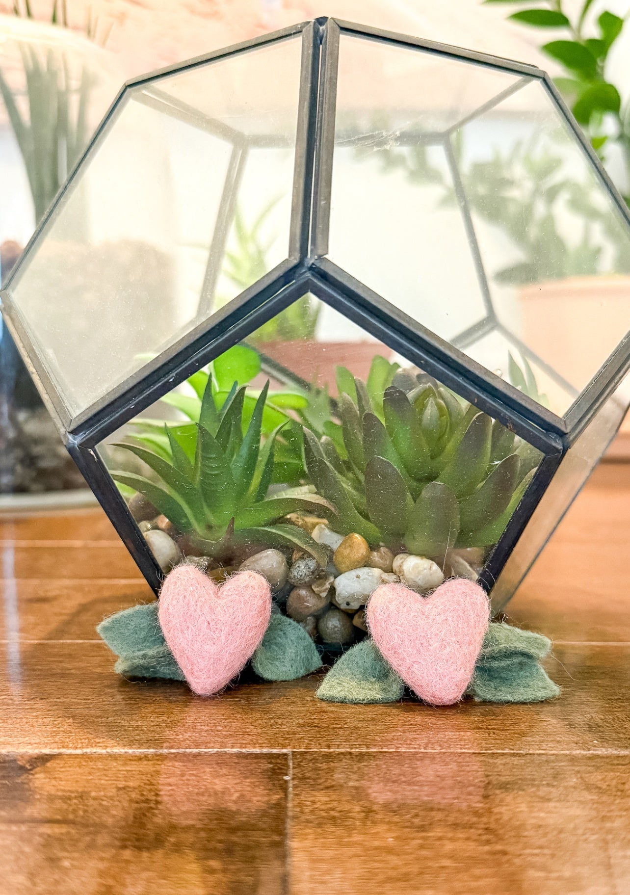 Small Shop Felt Heart Bow Set