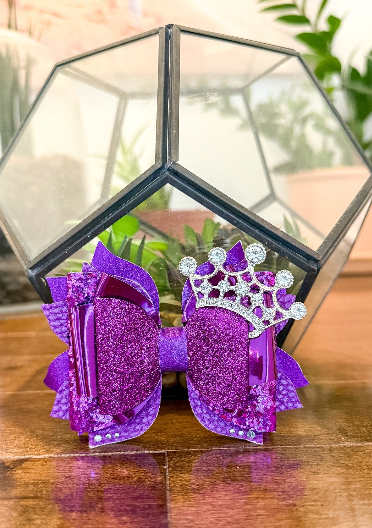 ElleBelle's Bowtique Purple Queen Bow