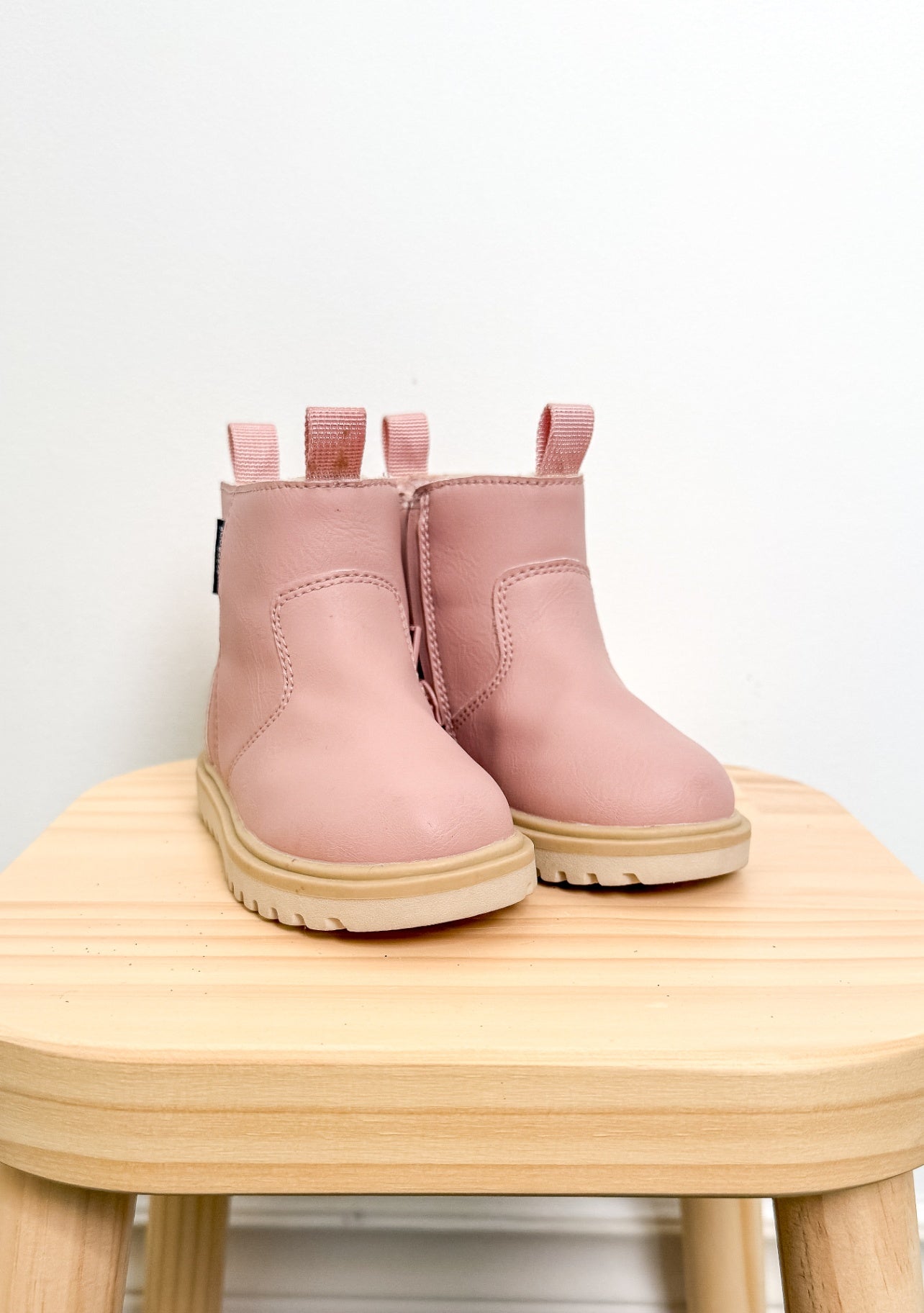 H&M 5.5C Pink Weatherproof Chelsea Boot