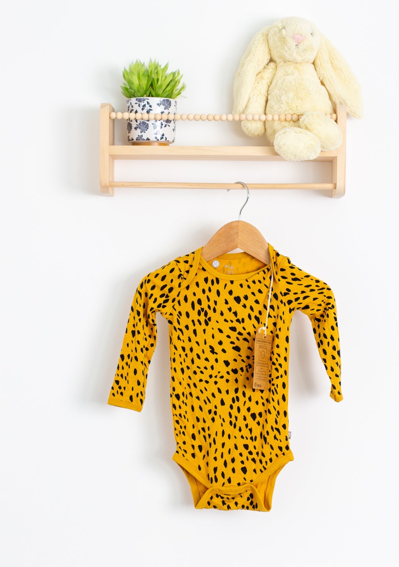 Kyte Baby 12-18M Marigold Cheetah Long Sleeve Onesie NWT