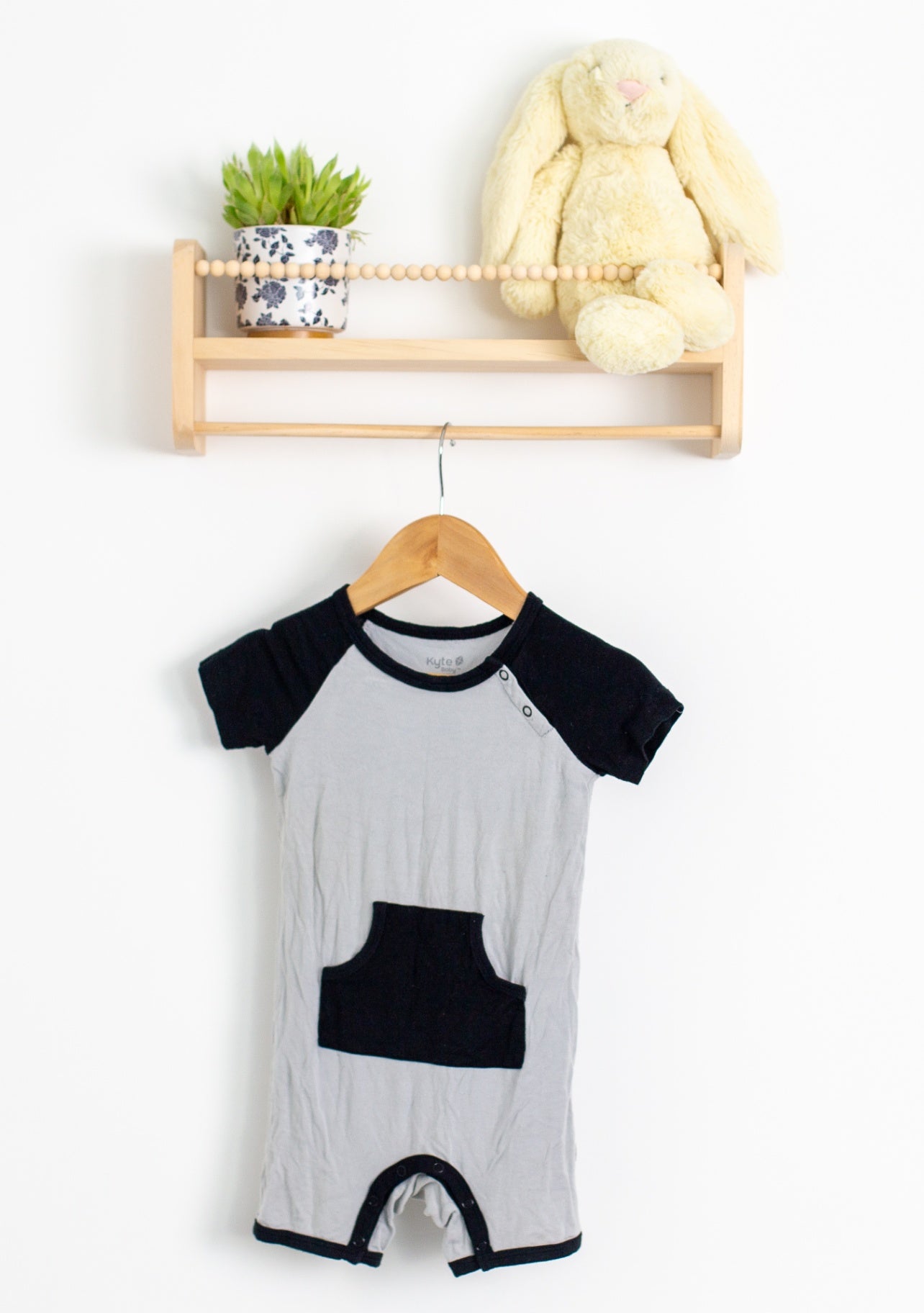 Kyte Baby 2T Gray and Black Shortall - Whimsy