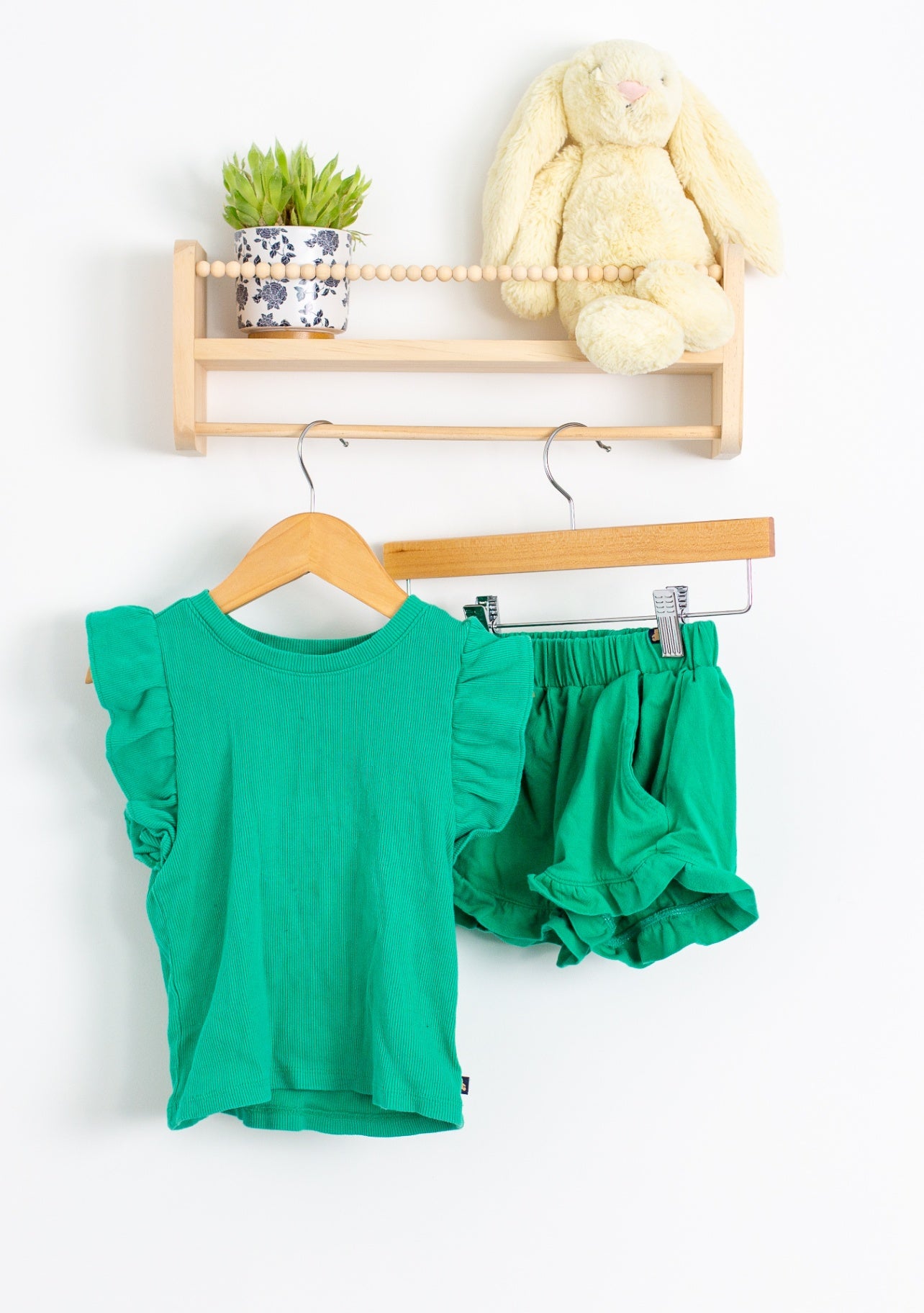 GAP 4 Green Ruffle Short Set - Whimsy