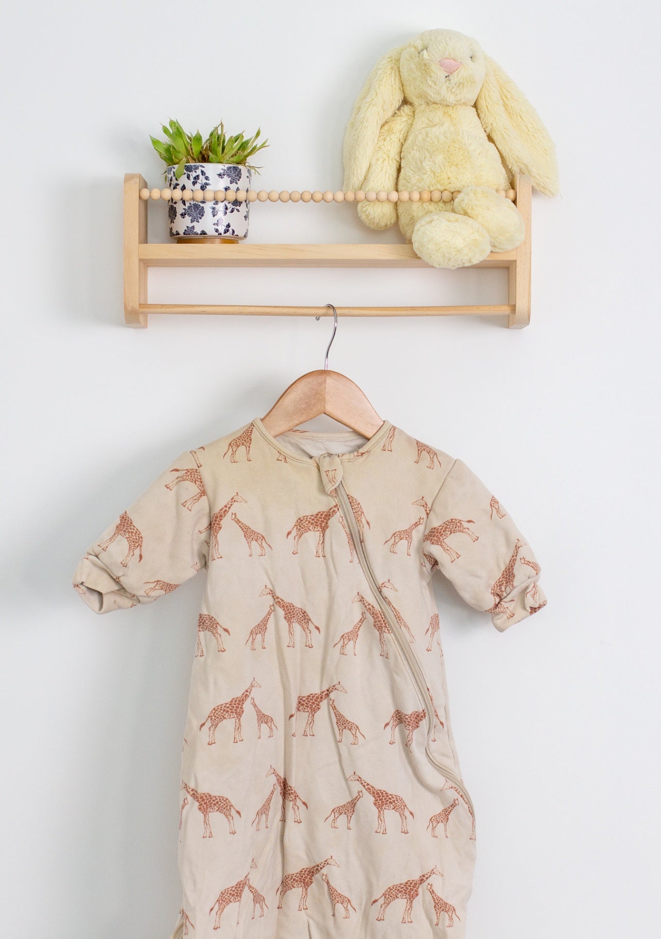 K+A 0-6M Beige with brown giraffe print sleep sack play - Whimsy