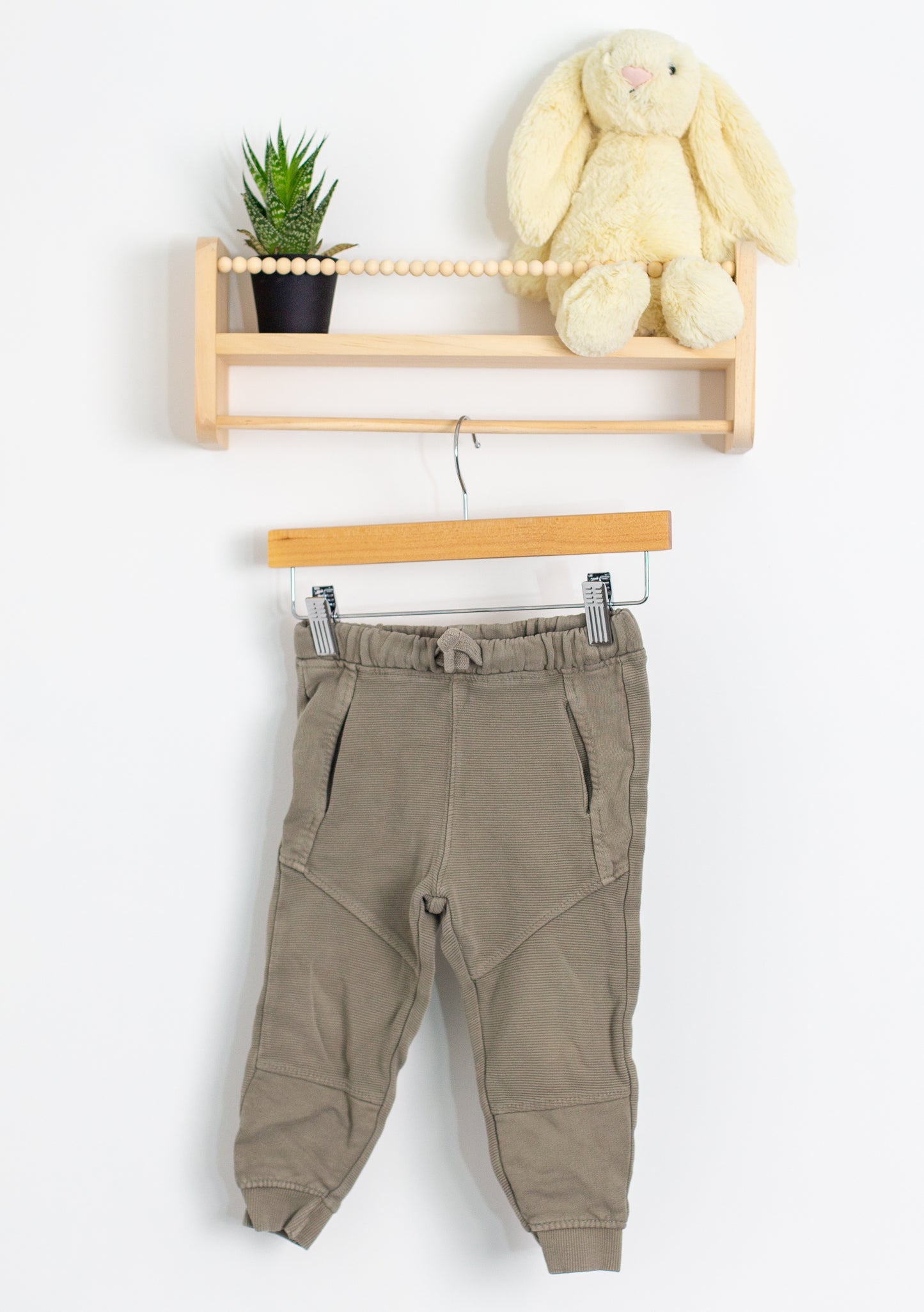 Zara Olive Textured Sweatpants