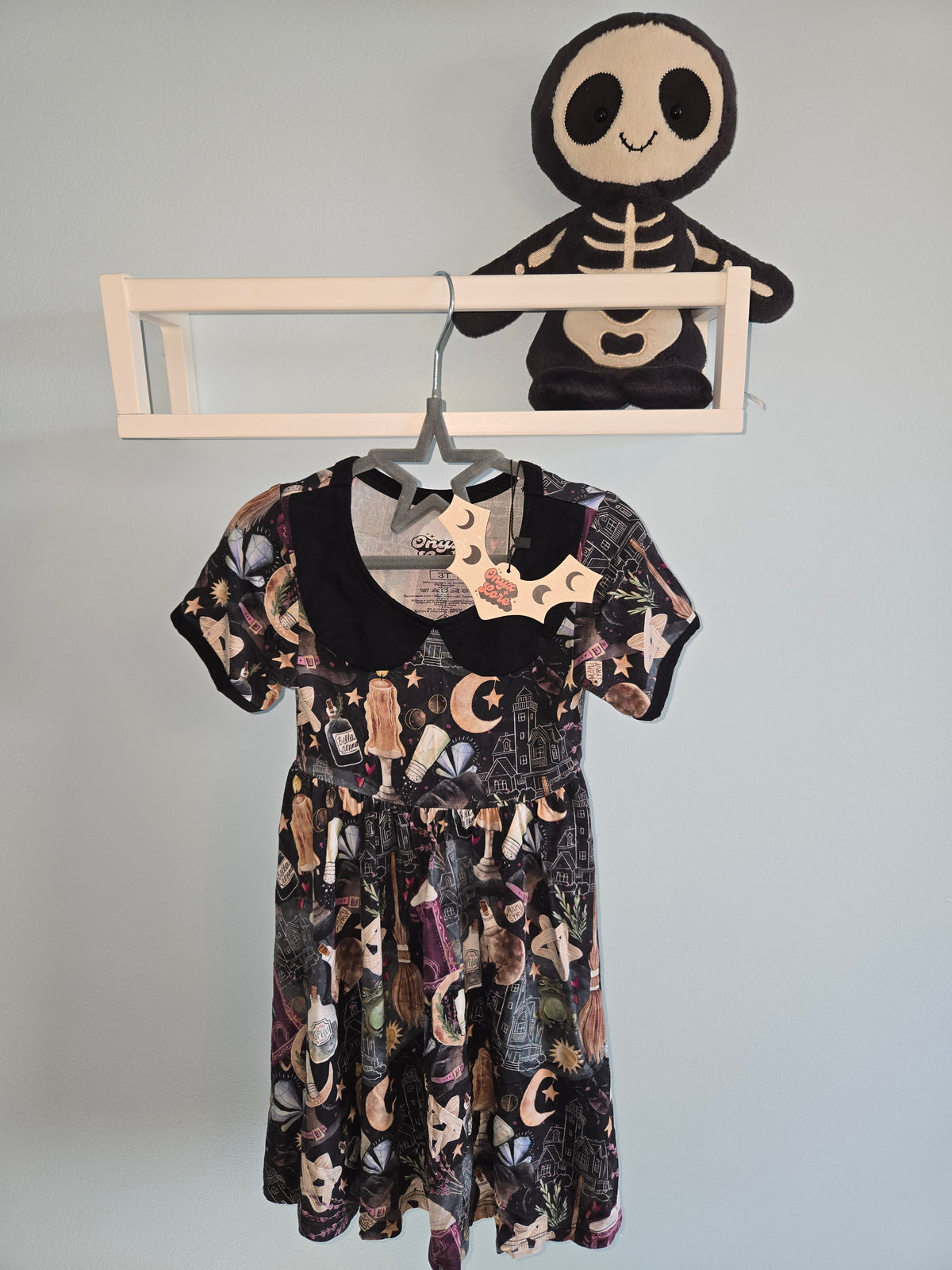 Brand New Onyx & Lore Practical Magic Themed Bamboo Twirl